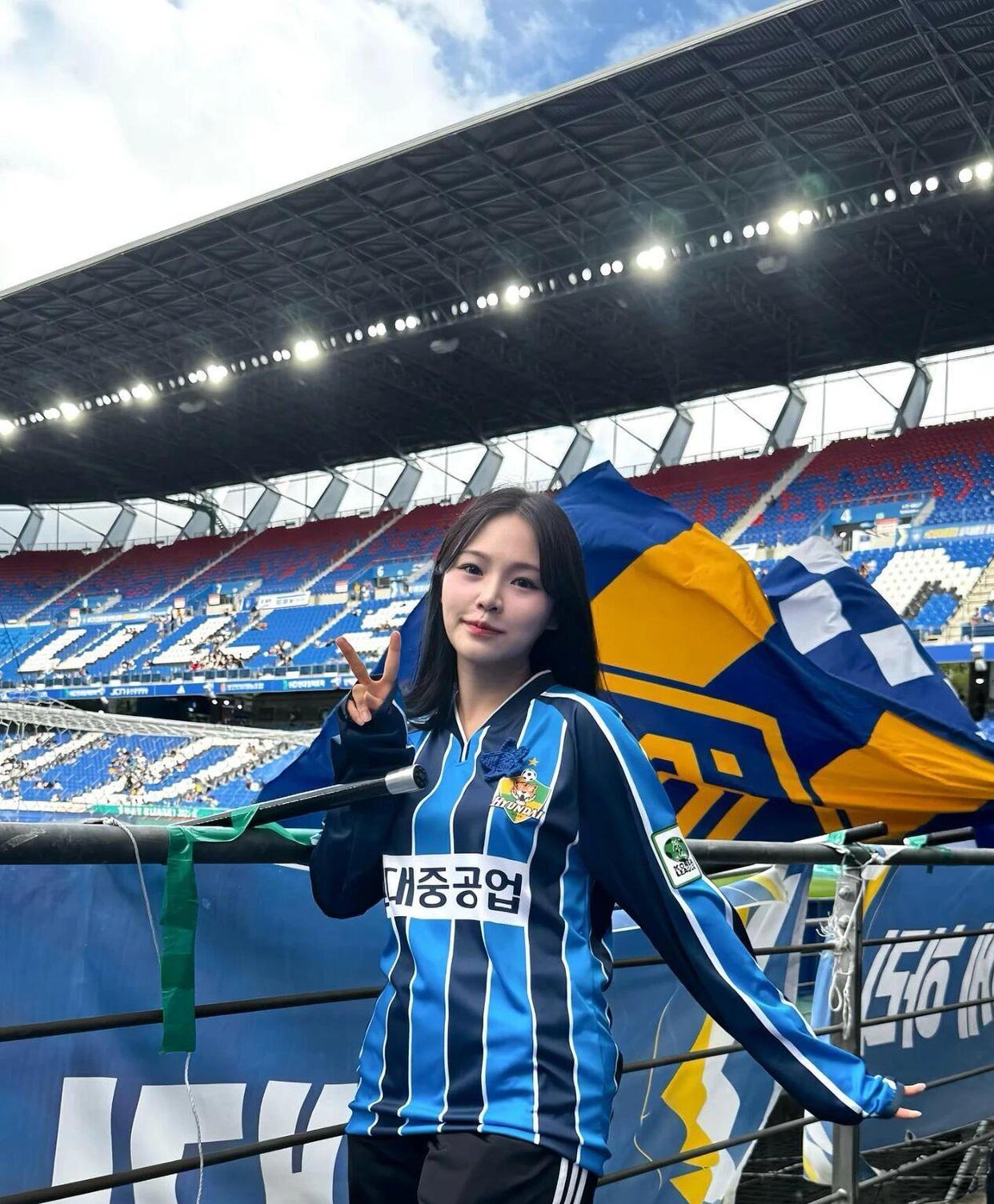 马竞官宣续约格列兹曼